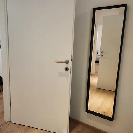 Eichbachgasse 38 *
